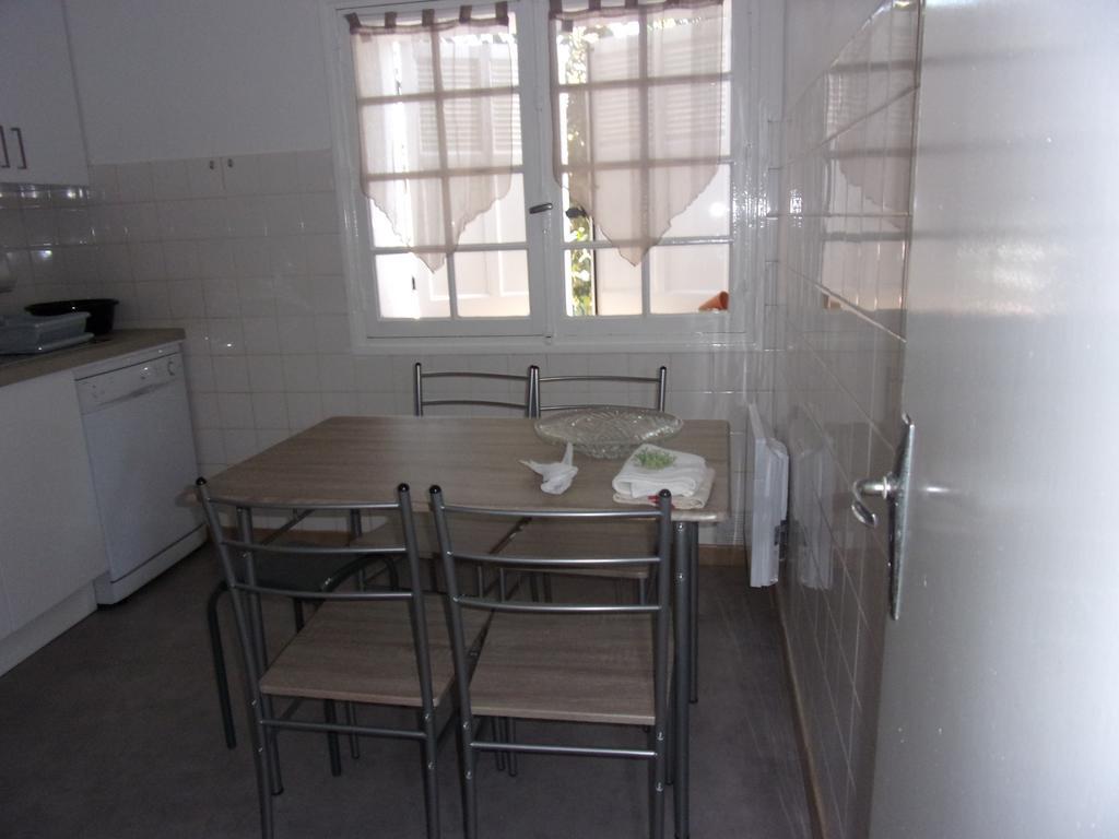Appartement L'Oranger Pegomas Bagian luar foto